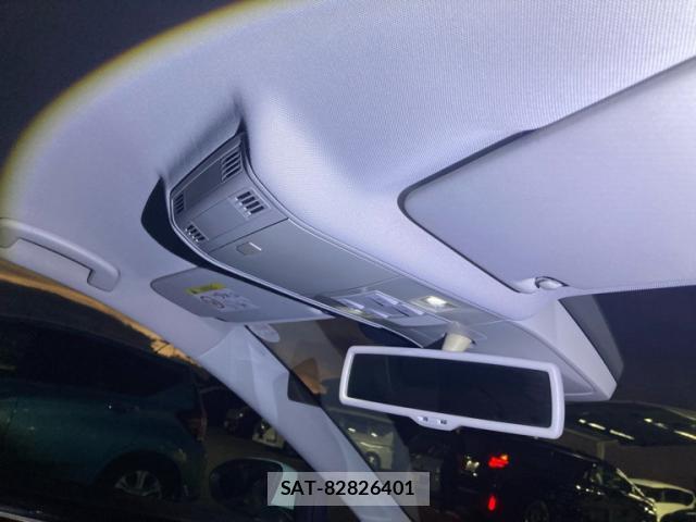 VolksWagen GOLF VARIANT 2014-03 8876637-11