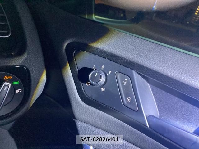 VolksWagen GOLF VARIANT 2014-03 8876637-19