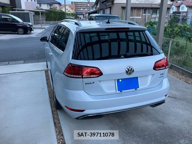 VolksWagen GOLF VARIANT 2018-02 8876742-13