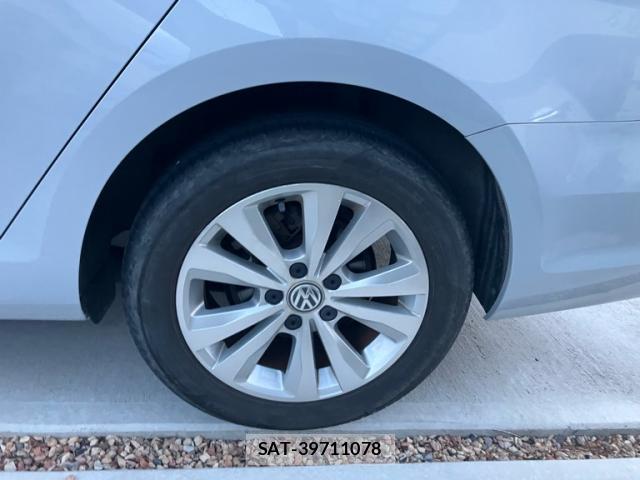 VolksWagen GOLF VARIANT 2018-02 8876742-6