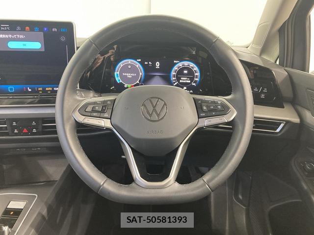 VolksWagen GOLF 2025-03 8874930-3