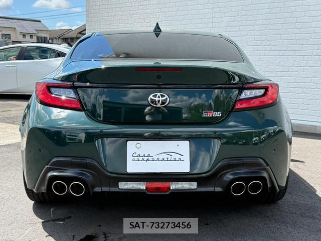 Toyota GR86 2024-12 8877345-8