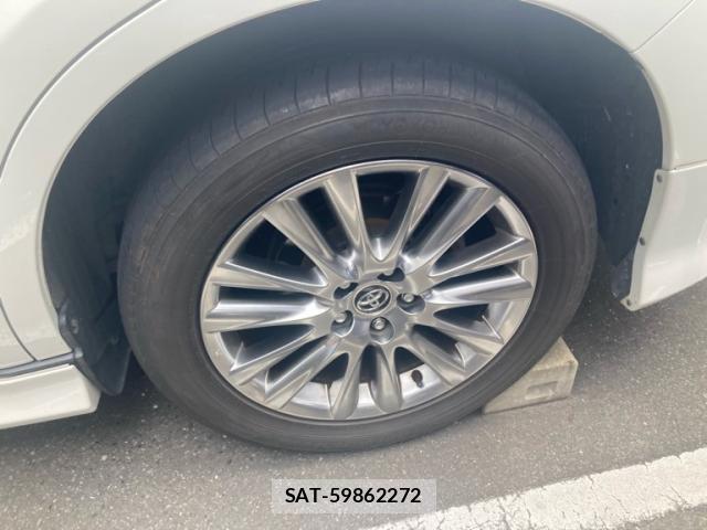 Toyota HARRIER HYBRID 2018-02 8876161-4