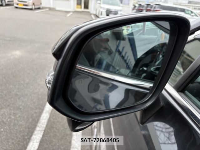 Toyota HARRIER HYBRID 2023-10 8876335-4