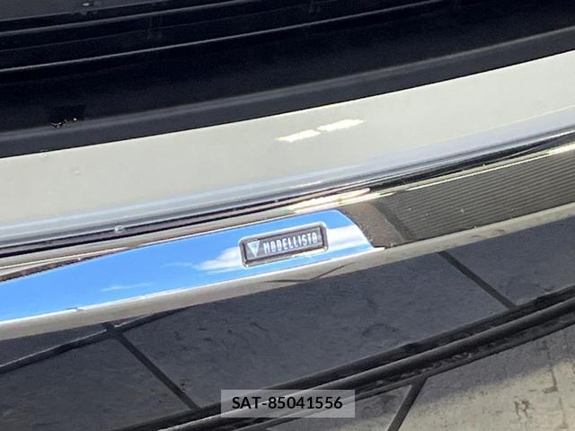 Toyota HARRIER HYBRID 2023-12 8876675-2