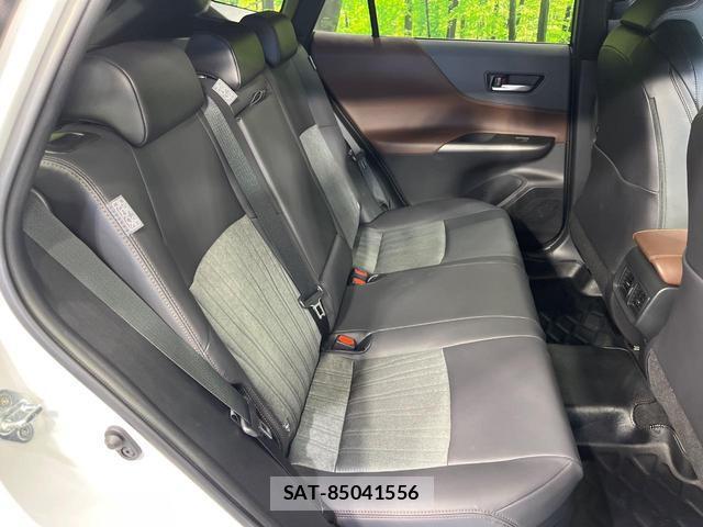 Toyota HARRIER HYBRID 2023-12 8876675-8