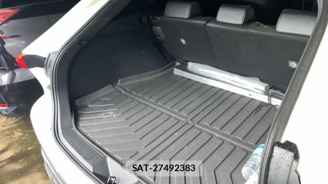Toyota HARRIER HYBRID 2022-05 8877152-17