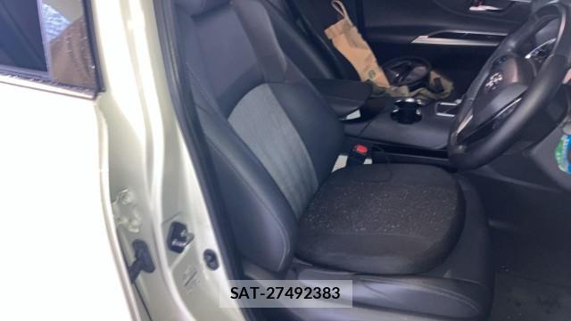 Toyota HARRIER HYBRID 2022-05 8877152-5
