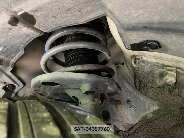 Toyota HARRIER HYBRID 2018-11 8877381-19
