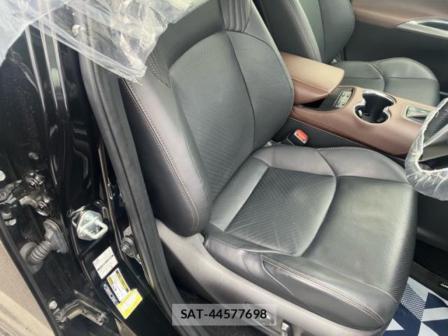 Toyota HARRIER HYBRID 2022-04 8877429-16