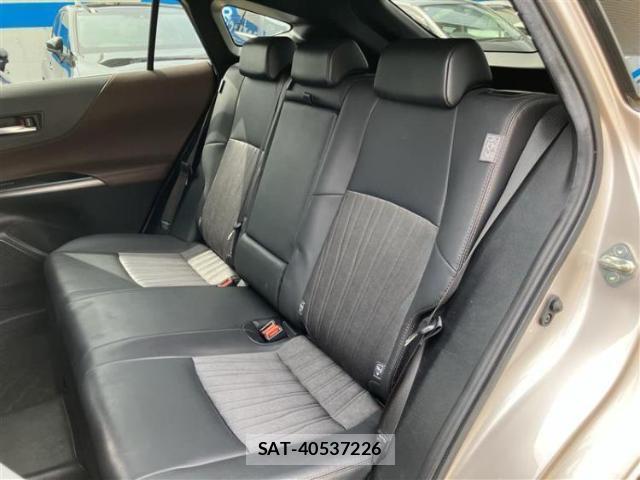 Toyota HARRIER HYBRID 2022-04 8878079-5