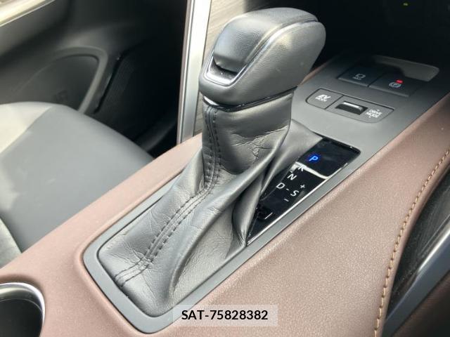 Toyota HARRIER HYBRID 2023-11 8878196-17