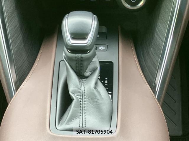 Toyota HARRIER HYBRID 2023-05 8878257-16