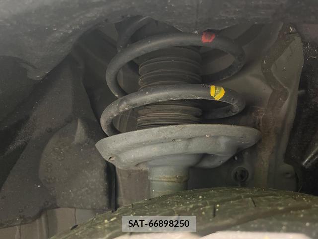 Toyota HARRIER 2023-06 8876188-19