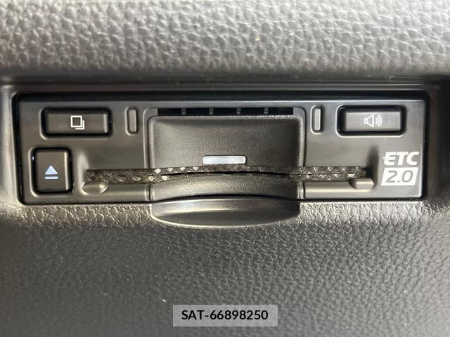 Toyota HARRIER 2023-06 8876188-6