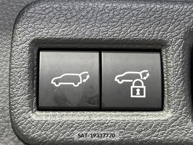 Toyota HARRIER 2024-06 8876671-7
