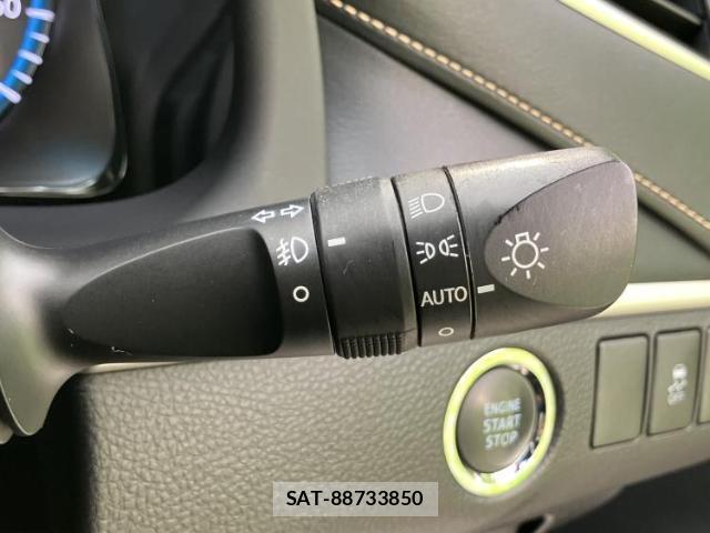 Toyota HARRIER 2016-01 8877022-15