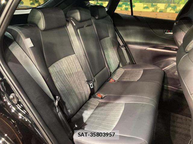 Toyota HARRIER 2024-02 8877324-8