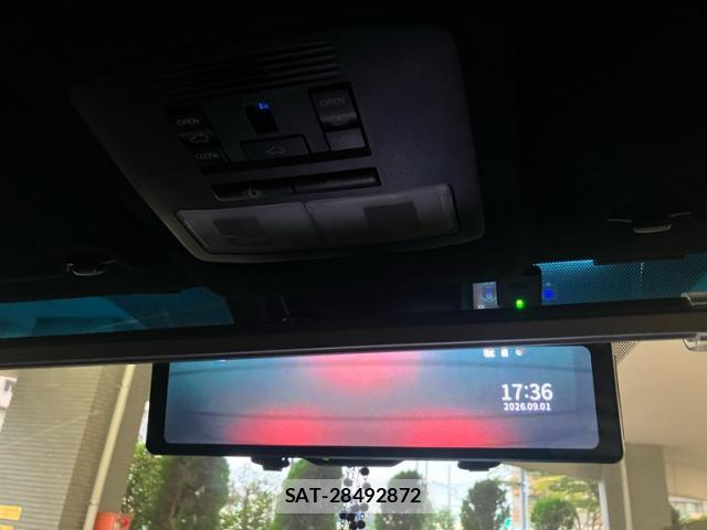Toyota HARRIER 2018-06 8877452-18