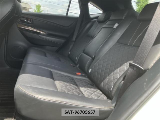 Toyota HARRIER 2016-08 8877505-5