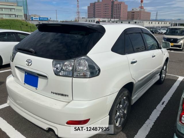 Toyota HARRIER 2007-09 8877563-2