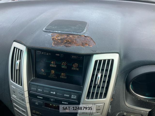 Toyota HARRIER 2007-09 8877563-8