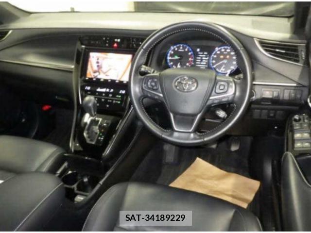 Toyota HARRIER 2019-07 8877755-2