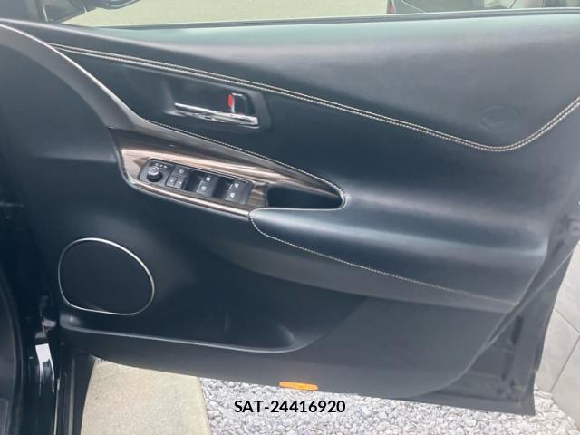 Toyota HARRIER 2015-09 8877958-8