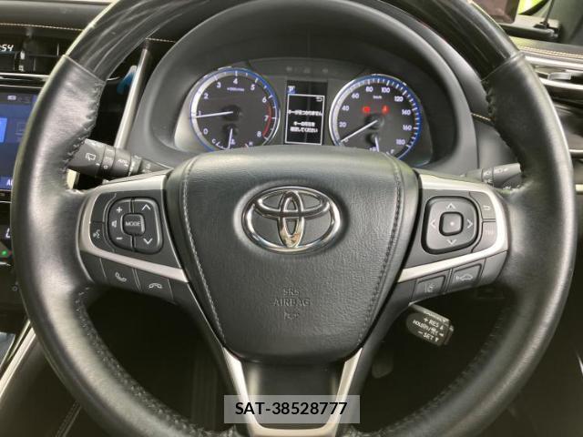 Toyota HARRIER 2019-12 8878105-15