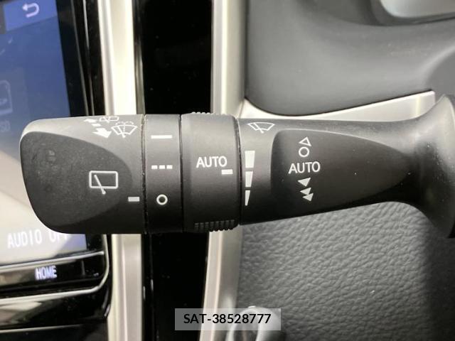 Toyota HARRIER 2019-12 8878105-17