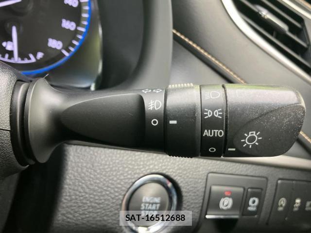 Toyota HARRIER 2019-05 8878238-15