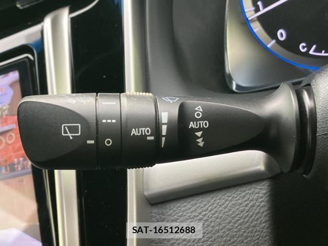 Toyota HARRIER 2019-05 8878238-16