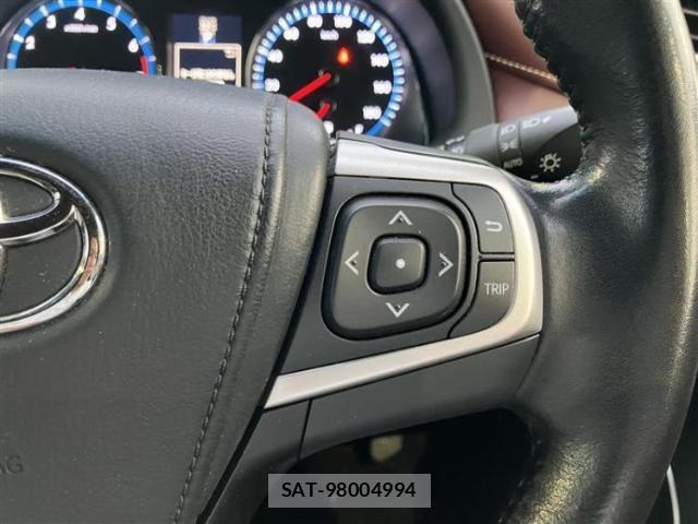 Toyota HARRIER 2017-03 8878348-15