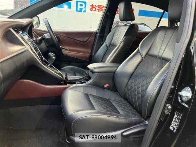 Toyota HARRIER 2017-03 8878348-5