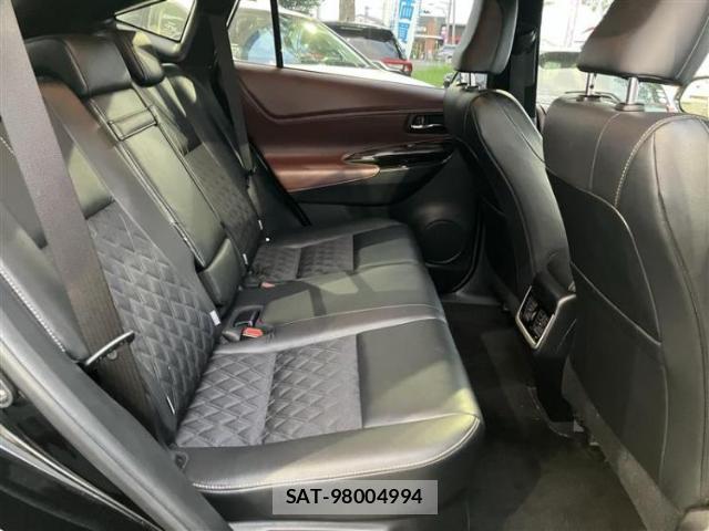 Toyota HARRIER 2017-03 8878348-7