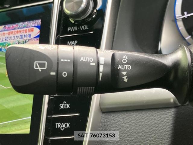 Toyota HARRIER 2017-06 8878367-16