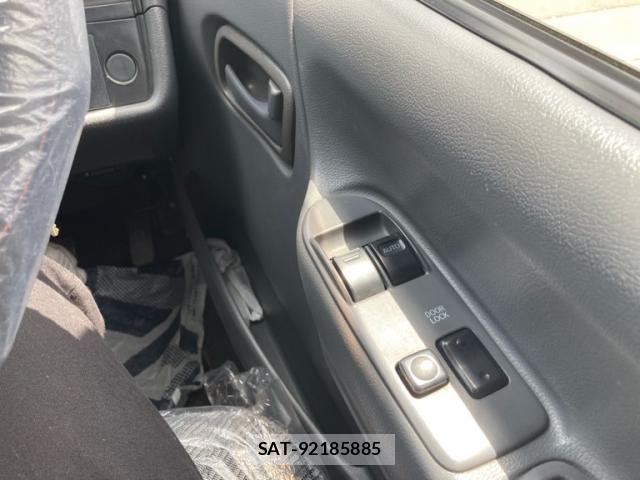 Toyota HIACE COMMUTER 2003-08 8877535-11