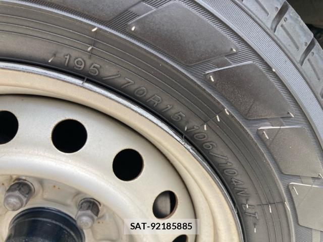 Toyota HIACE COMMUTER 2003-08 8877535-5
