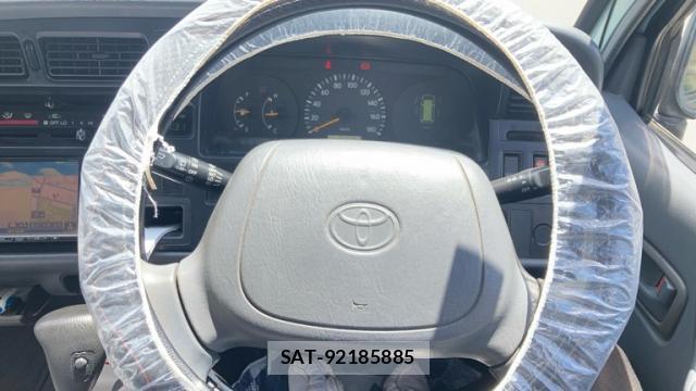 Toyota HIACE COMMUTER 2003-08 8877535-9