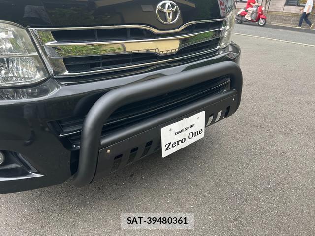 Toyota HIACE VAN 2011-01 8875941-10