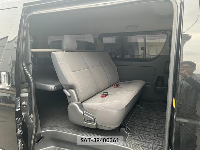 Toyota HIACE VAN 2011-01 8875941-16