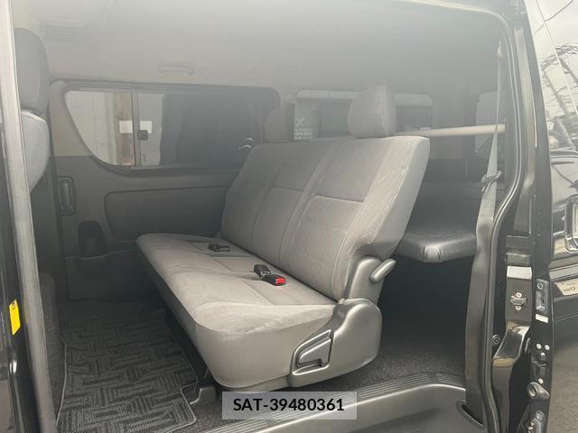 Toyota HIACE VAN 2011-01 8875941-17