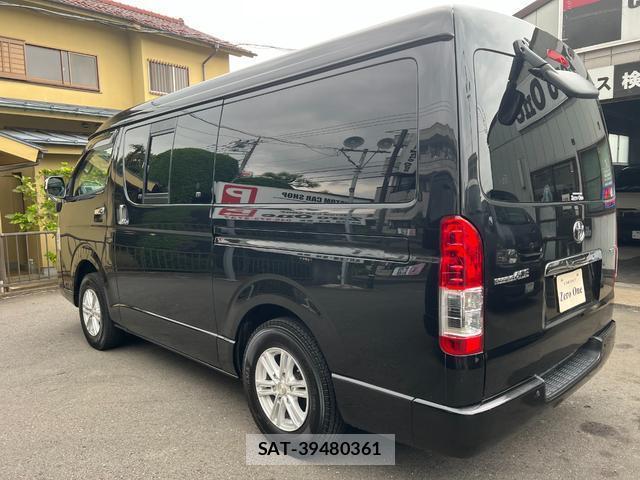 Toyota HIACE VAN 2011-01 8875941-5