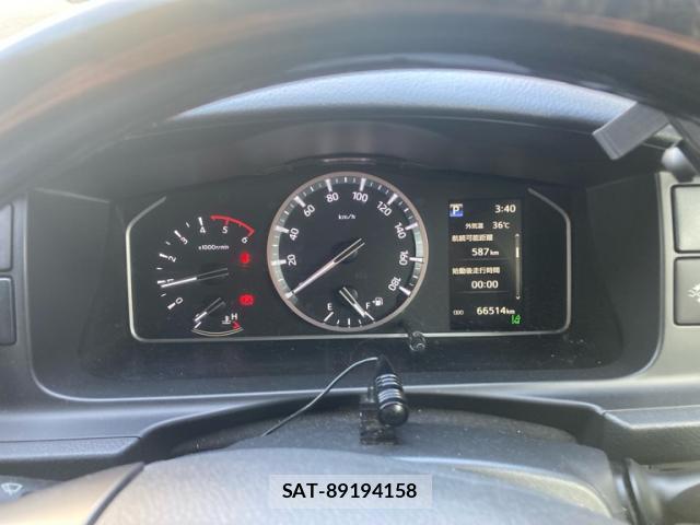Toyota HIACE VAN 2024-05 8875996-11