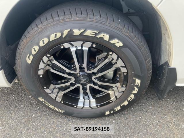 Toyota HIACE VAN 2024-05 8875996-5