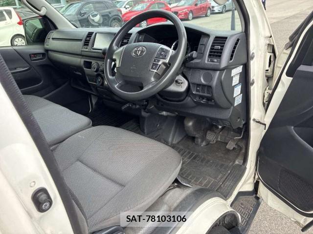 Toyota HIACE VAN 2021-08 8876087-3