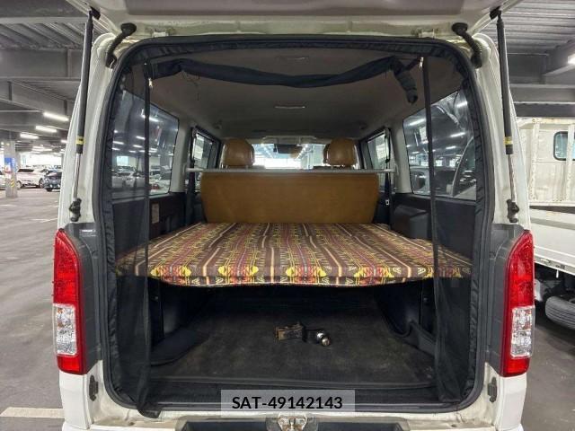 Toyota HIACE VAN 2018-01 8876093-2