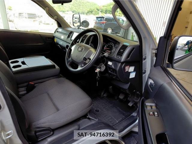 Toyota HIACE VAN 2019-05 8876095-3