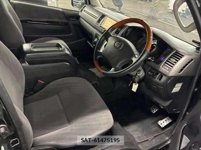 Toyota HIACE VAN 2010-09 8876097-3
