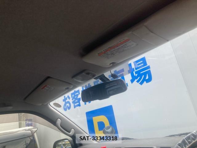 Toyota HIACE VAN 2016-03 8876163-11